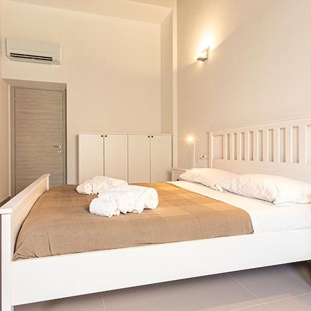 B&B Villa Costanza Lacona Eksteriør billede