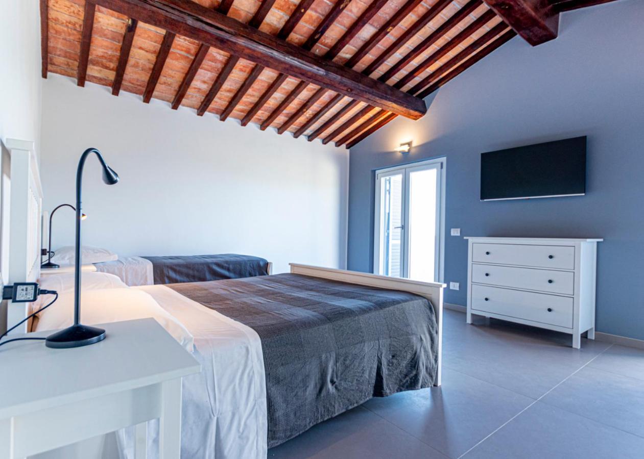 B&B Villa Costanza Lacona Eksteriør billede