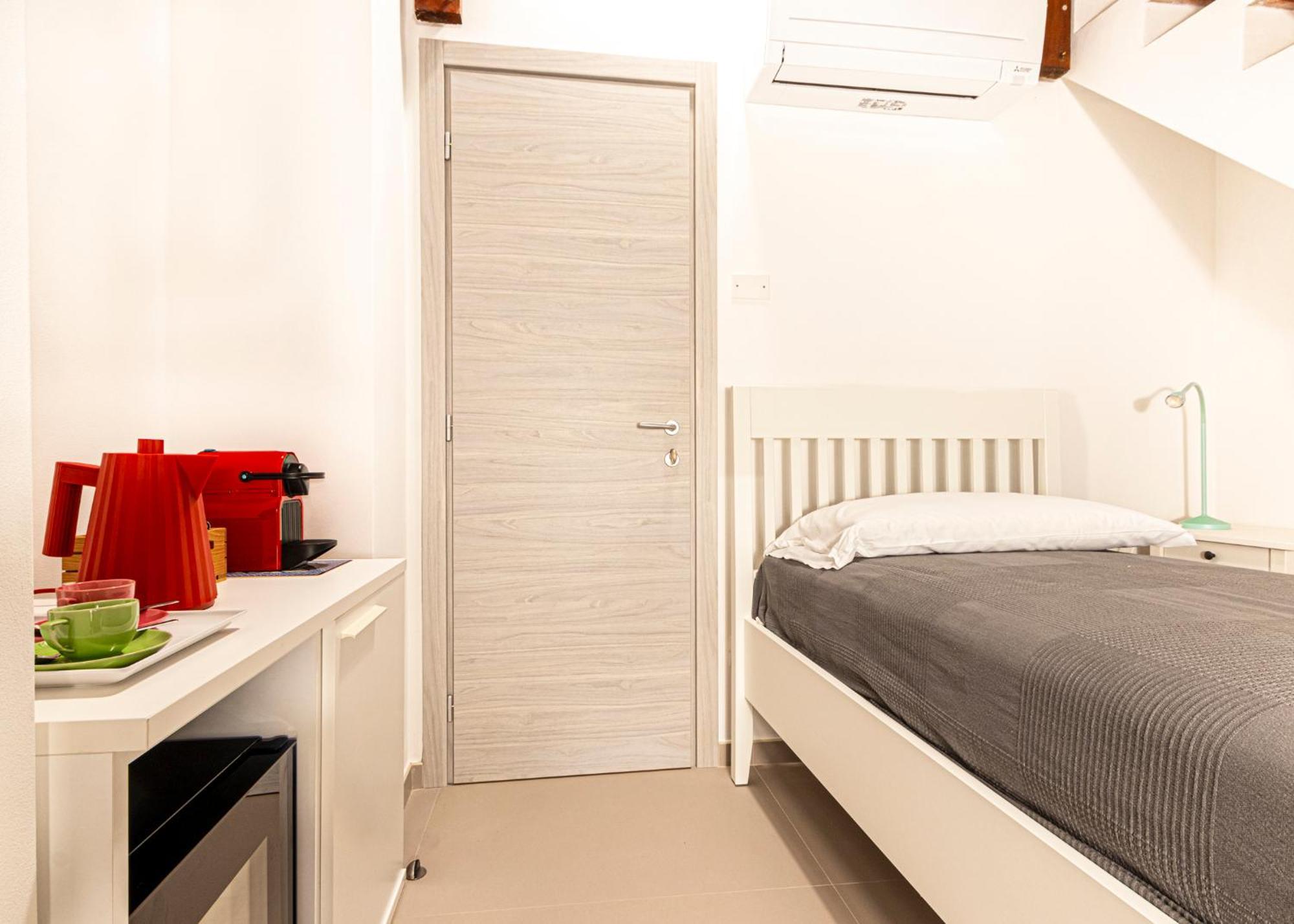 B&B Villa Costanza Lacona Eksteriør billede
